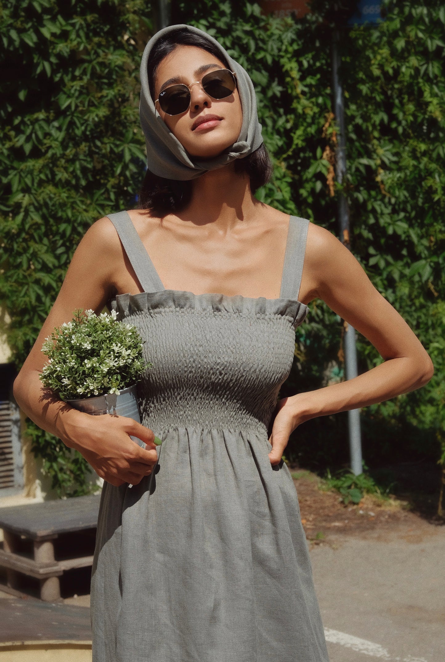 Barcelona Smocked Linen Dress - Olive Green