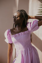 Load image into Gallery viewer, Barcelona Lilac Smocked Linen Dress With Sleeves
