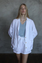 Load image into Gallery viewer, London White Linen Blazer
