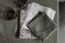 Load image into Gallery viewer, Set Of Linen Napkins With Lavender
