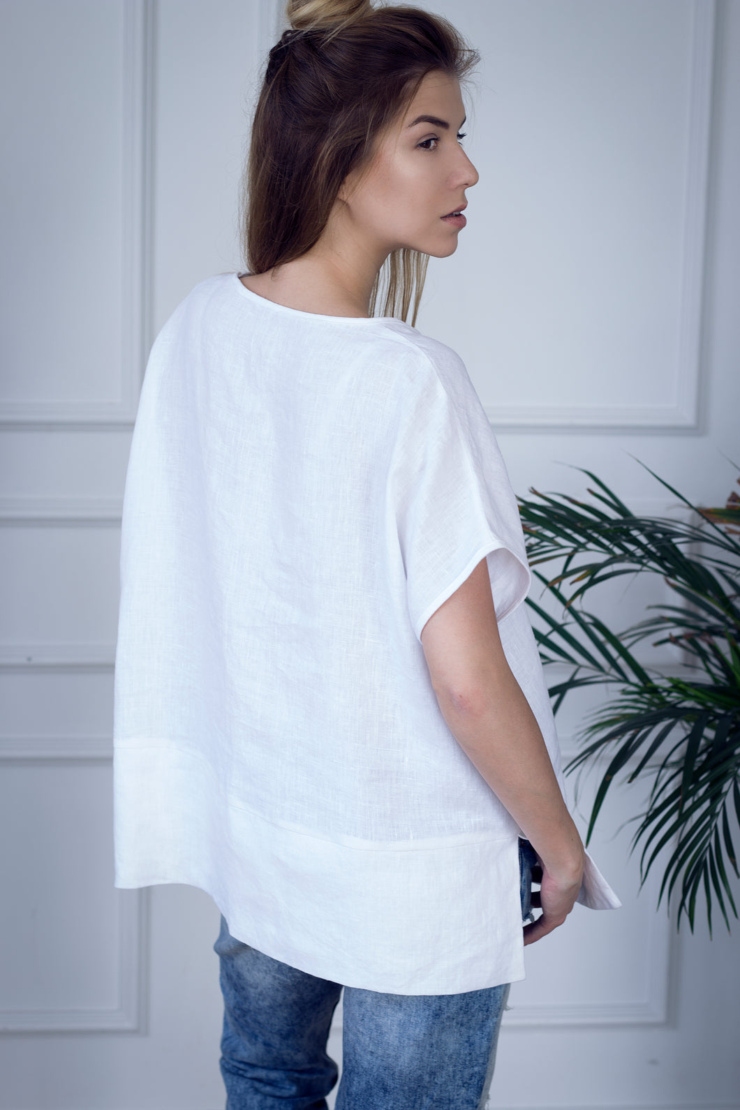 Casablanca White Linen Top With Side Slits